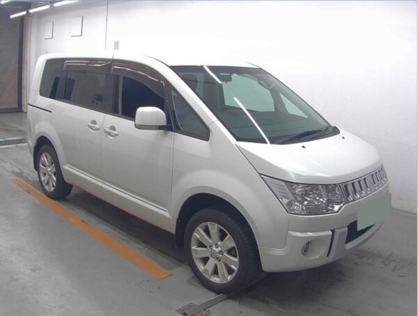 MITSUBISHI DELICA - Imagen 12