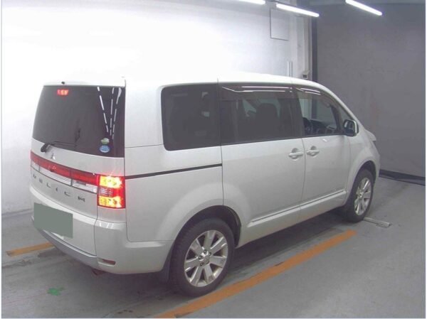 MITSUBISHI DELICA - Imagen 13