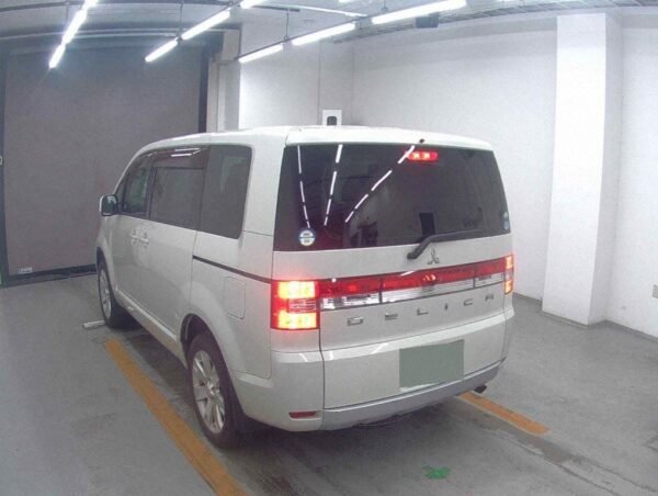 MITSUBISHI DELICA - Imagen 14