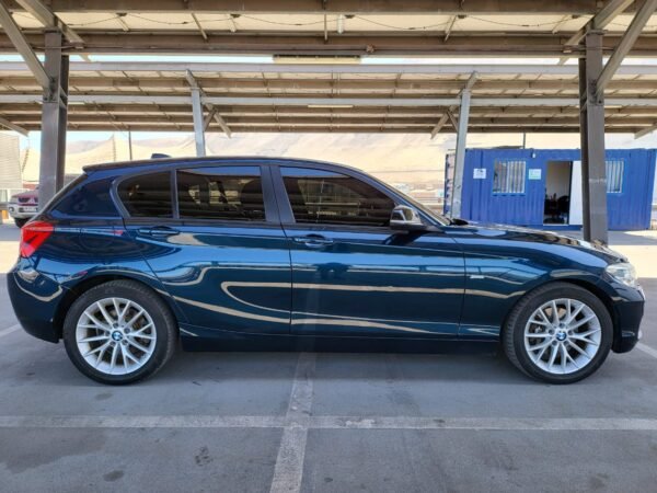 BMW 118D - Imagen 10