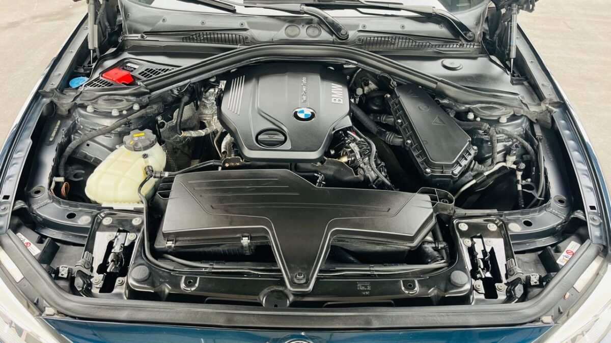 BMW 118D - Imagen 16