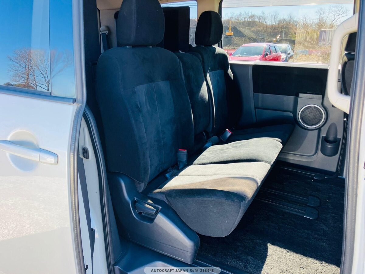 MITSUBISHI DELICA - Imagen 15