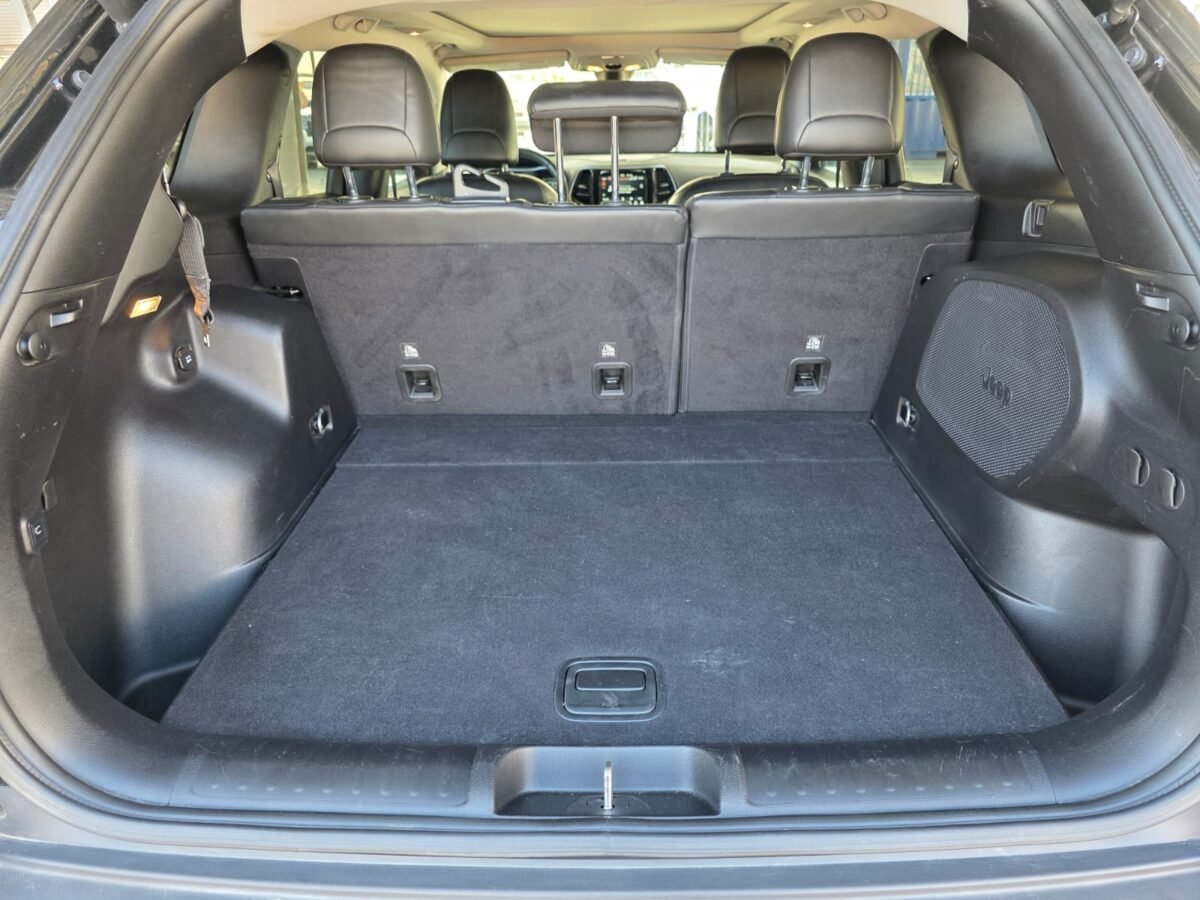 JEEP CHEROKEE - Imagen 16