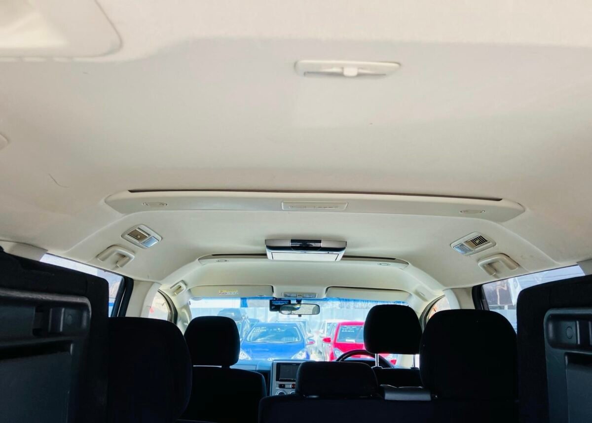 MITSUBISHI DELICA - Imagen 12