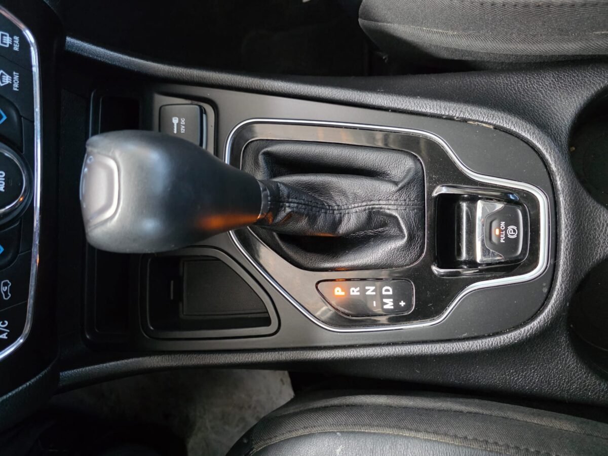 JEEP CHEROKEE - Imagen 19