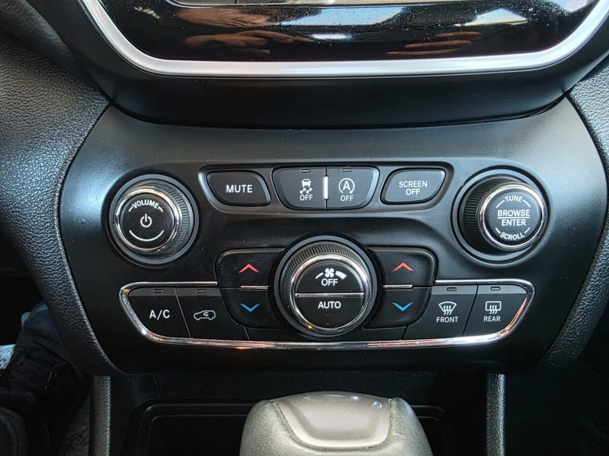JEEP CHEROKEE - Imagen 20