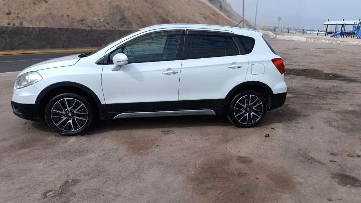 SUZUKI SX4 S-CROSS - Imagen 4