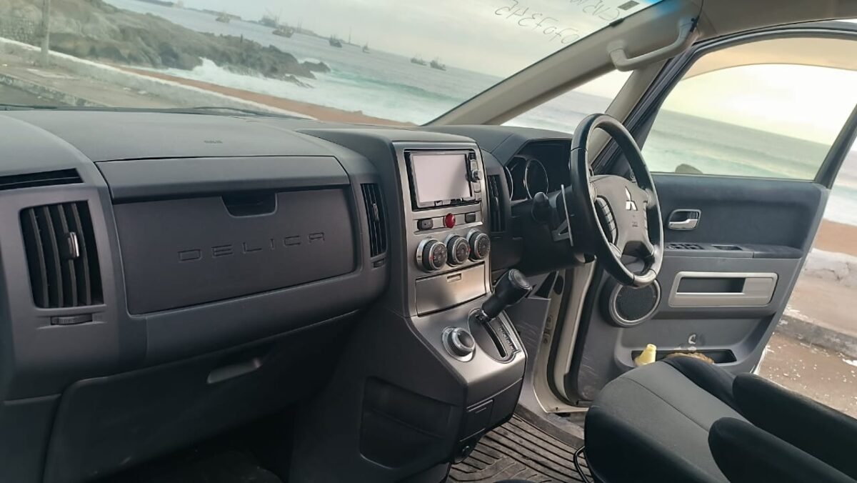 MITSUBISHI DELICA - Imagen 14