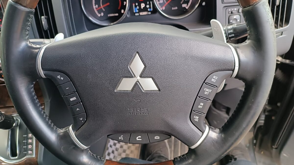 MITSUBISHI DELICA - Imagen 6