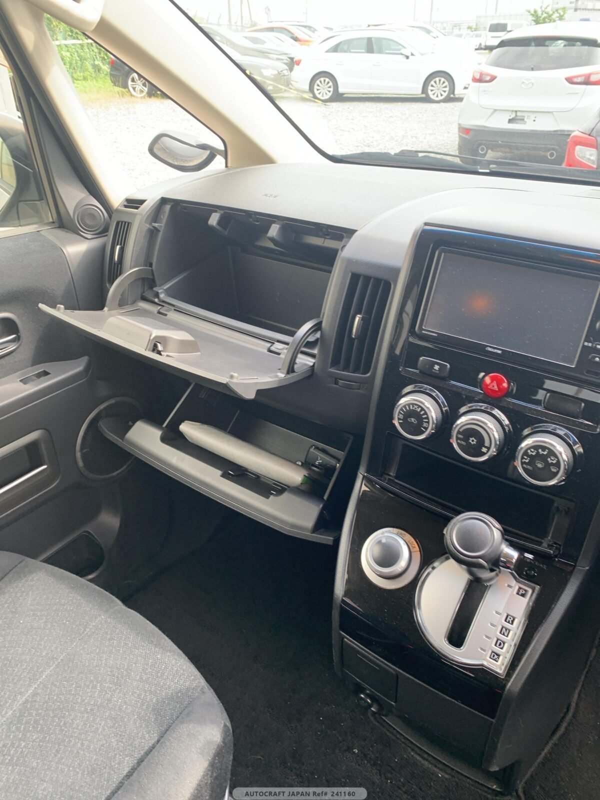 MITSUBISHI DELICA - Imagen 15