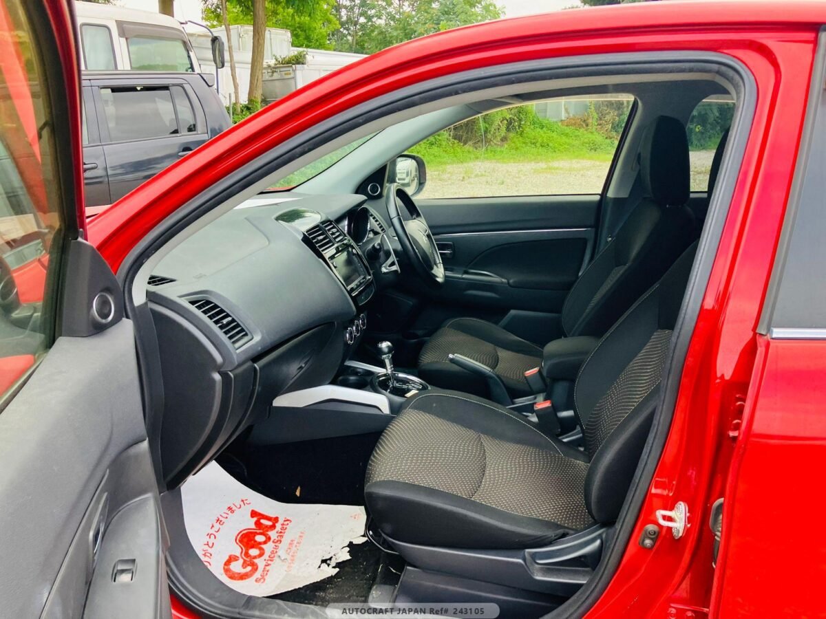 MITSUBISHI RVR - Imagen 17