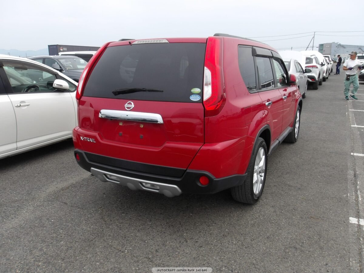 NISSAN XTRAIL - Imagen 13
