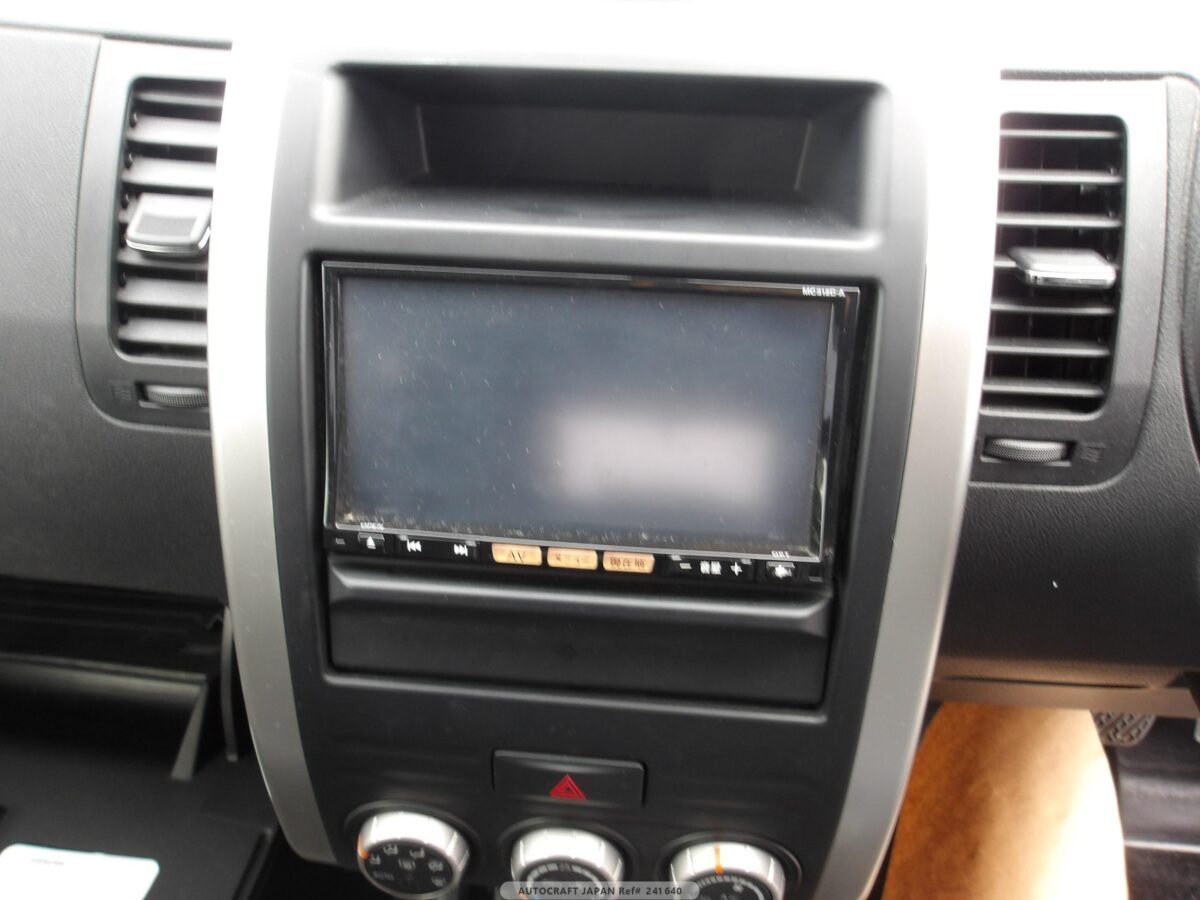 NISSAN XTRAIL - Imagen 19