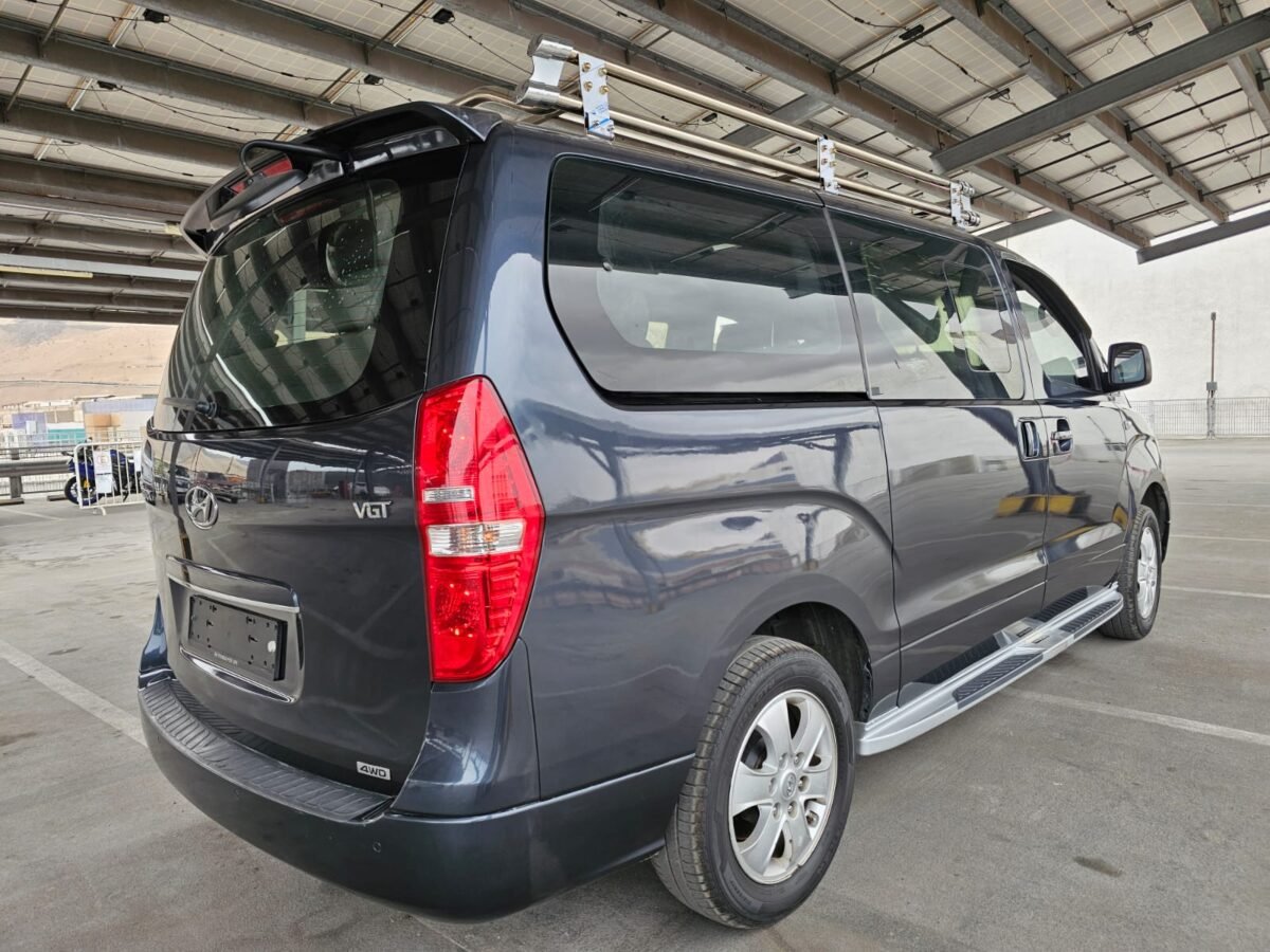 HYUNDAI STAREX 4X4 - Imagen 18