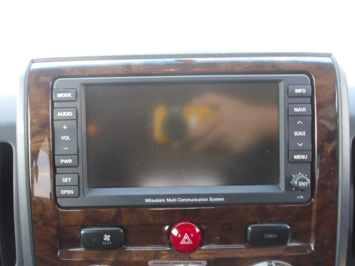 MITSUBISHI DELICA - Imagen 13