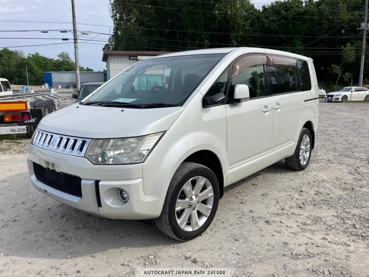 MITSUBISHI DELICA - Imagen 11