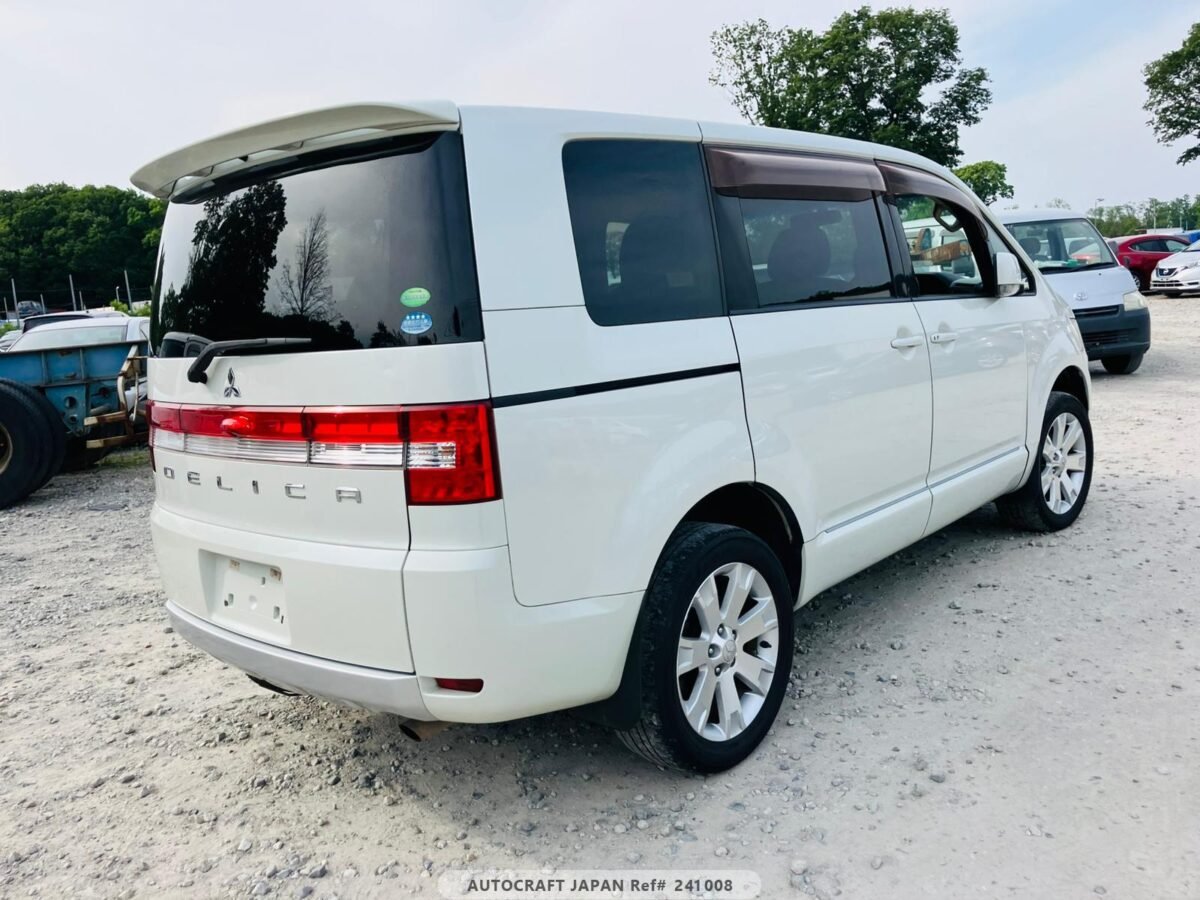 MITSUBISHI DELICA - Imagen 14