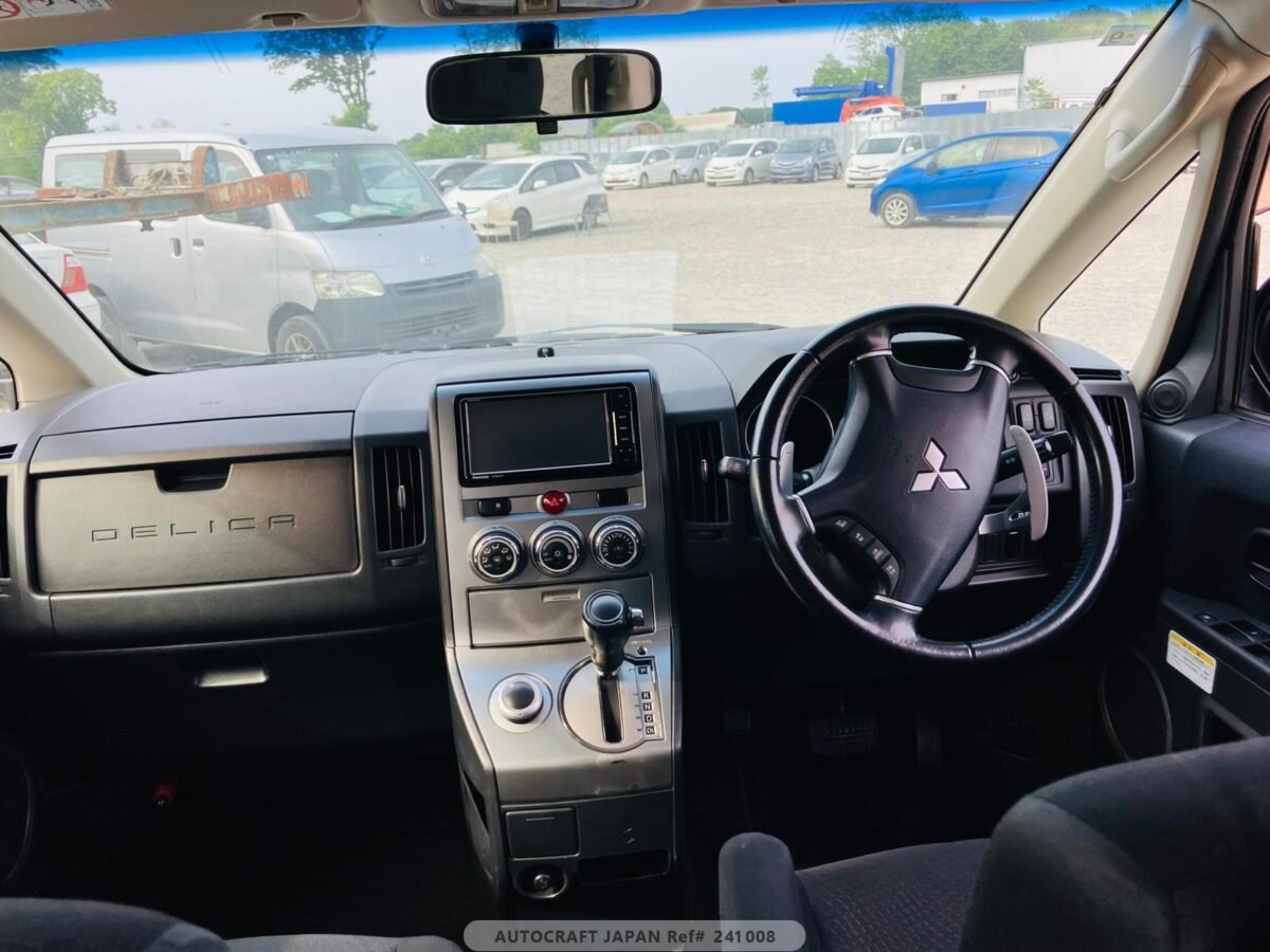 MITSUBISHI DELICA - Imagen 24
