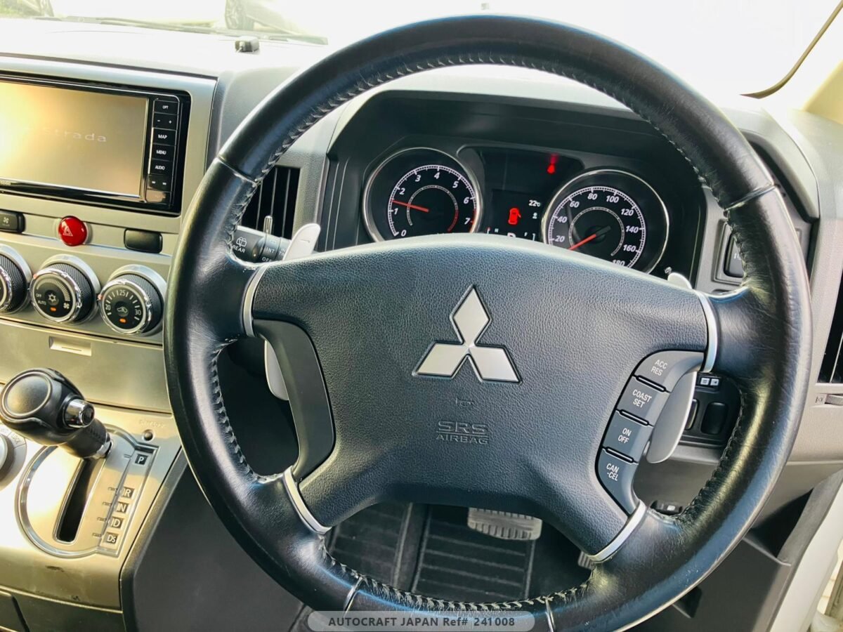 MITSUBISHI DELICA - Imagen 28