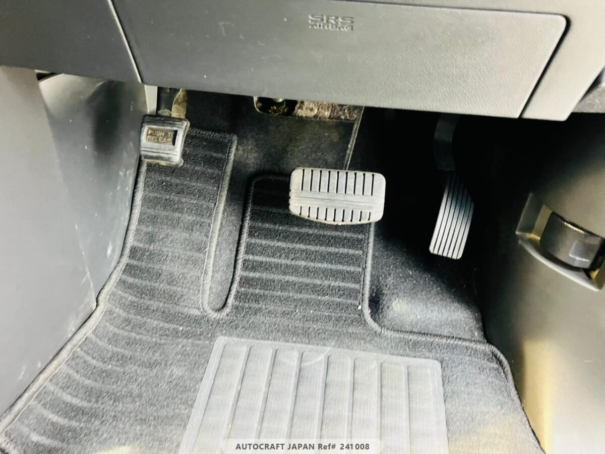 MITSUBISHI DELICA - Imagen 29