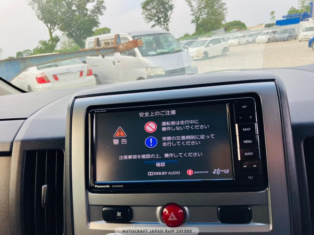 MITSUBISHI DELICA - Imagen 32