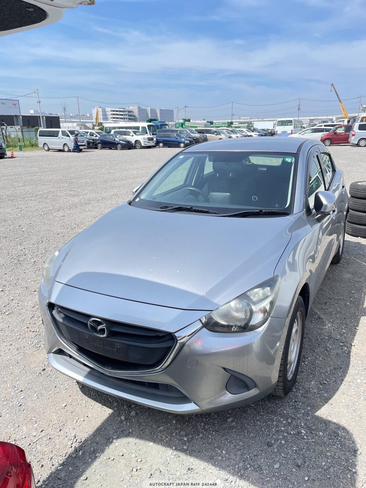 MAZDA DEMIO - Imagen 12