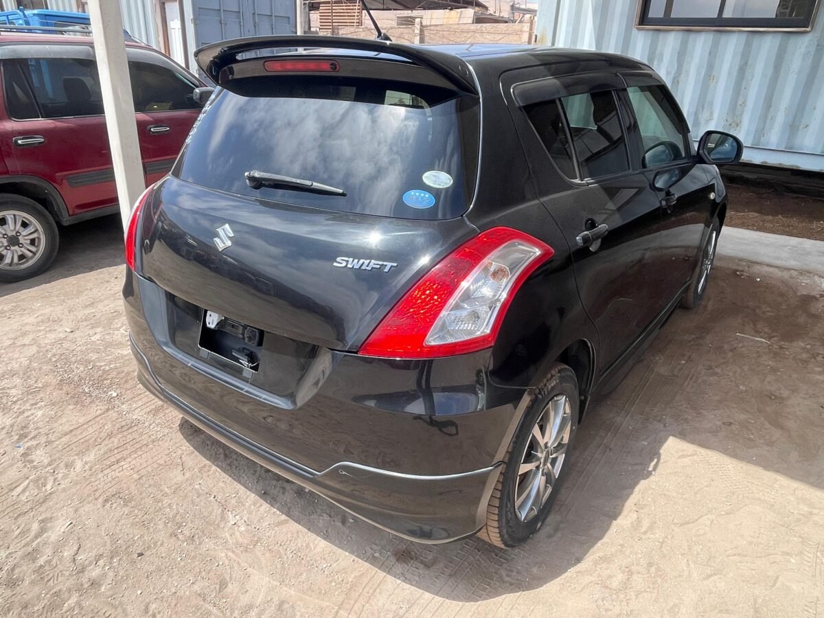 SUZUKI SWIFT - Imagen 9