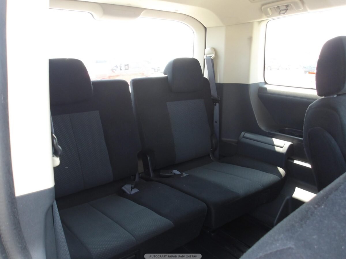 MITSUBISHI DELICA - Imagen 15