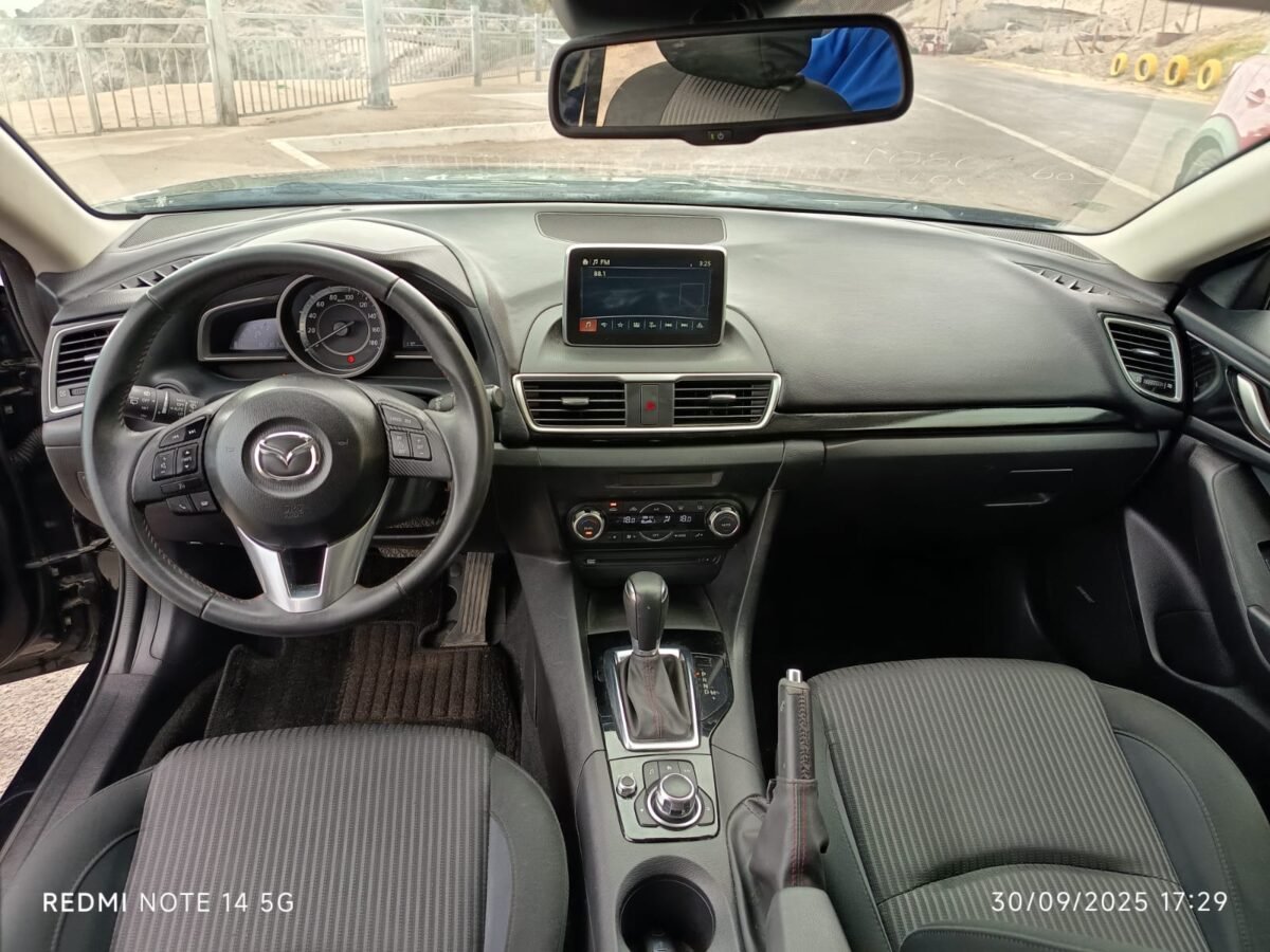 MAZDA AXELA 4WD - Imagen 18