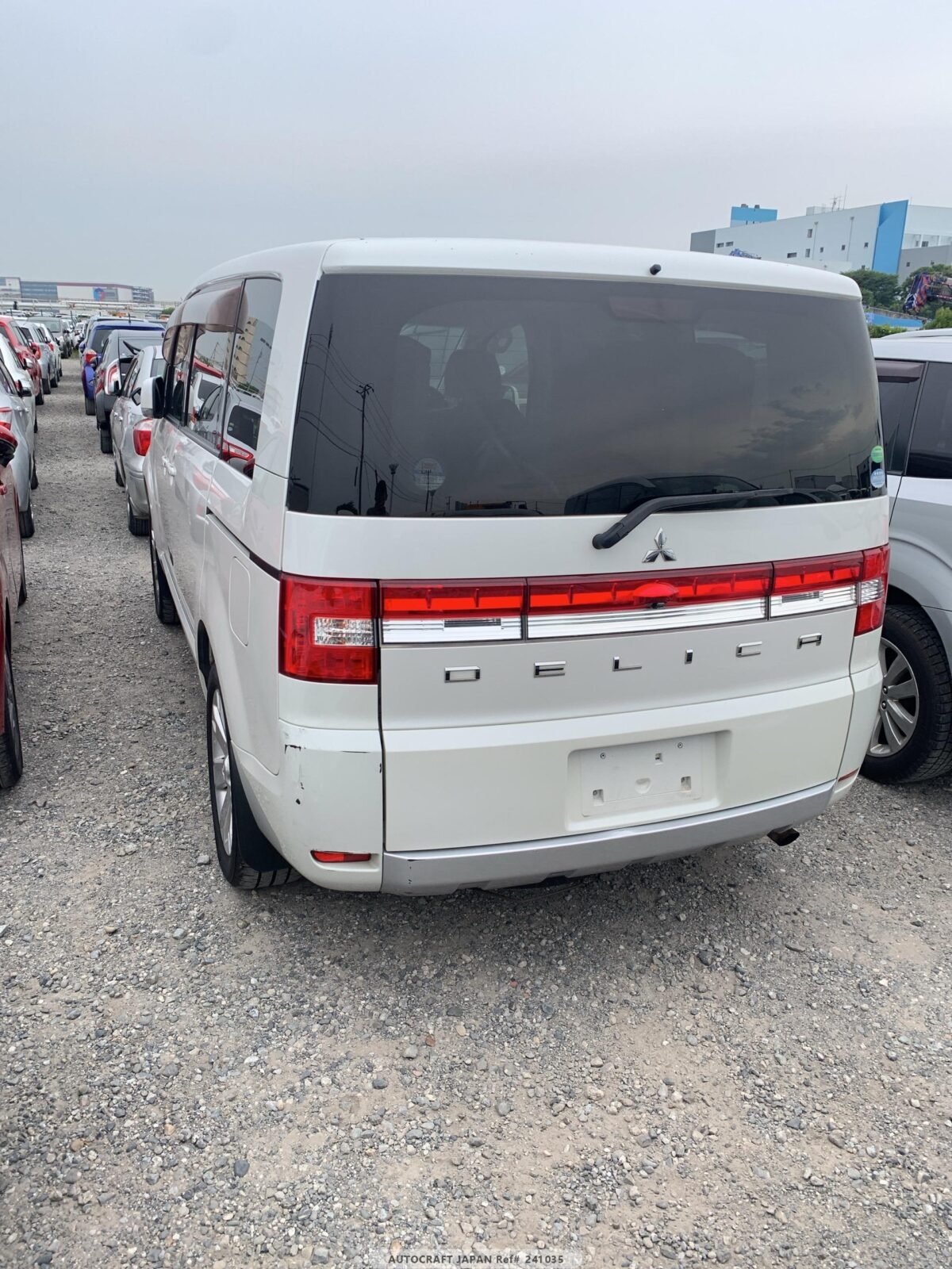 MITSUBISHI DELICA - Imagen 6