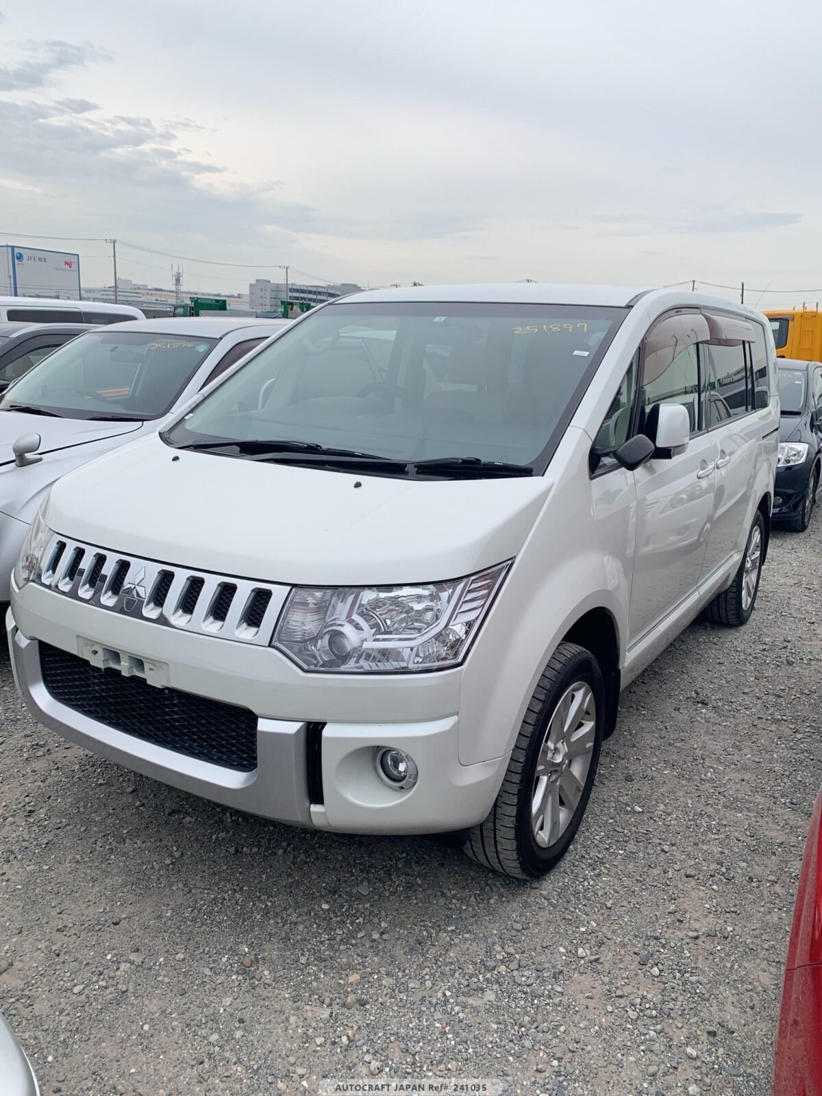 MITSUBISHI DELICA - Imagen 7