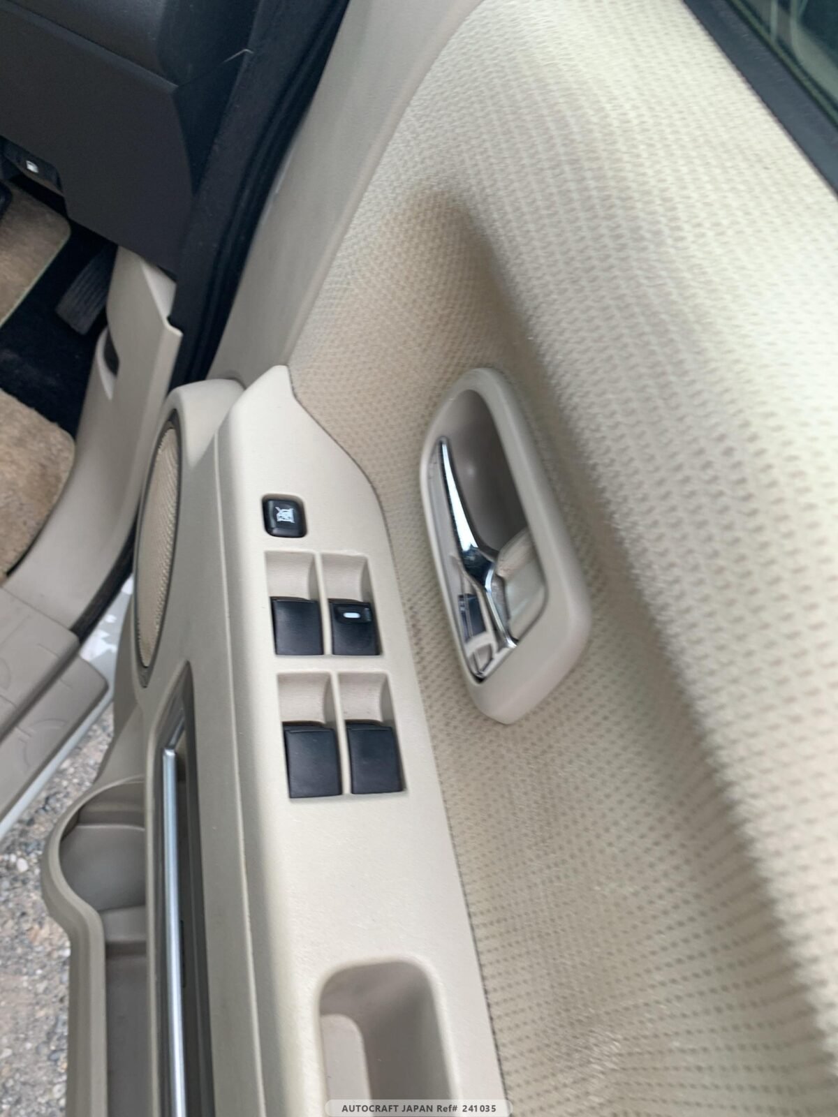MITSUBISHI DELICA - Imagen 10