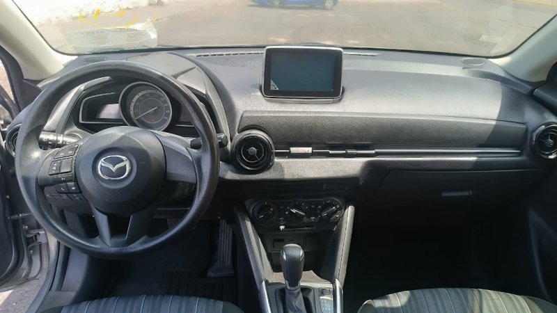 MAZDA DEMIO - Imagen 13