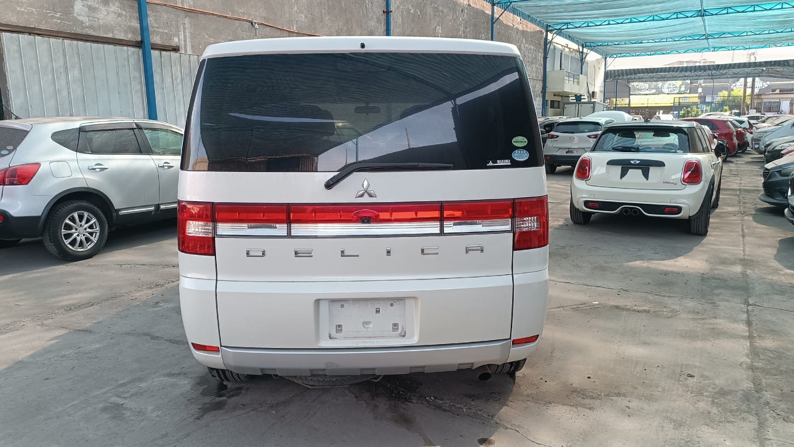 MITSUBISHI DELICA - Imagen 13