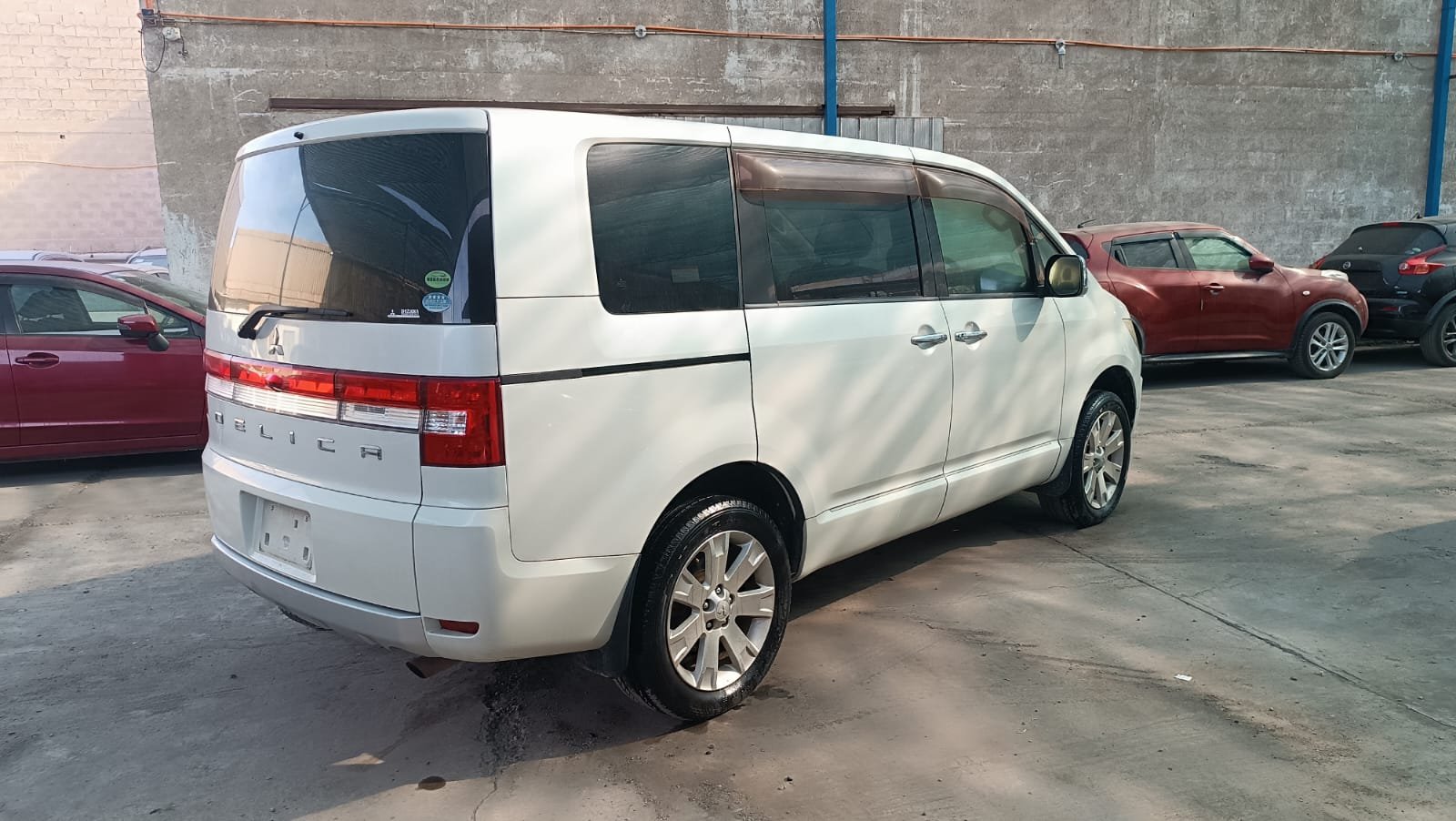 MITSUBISHI DELICA - Imagen 12