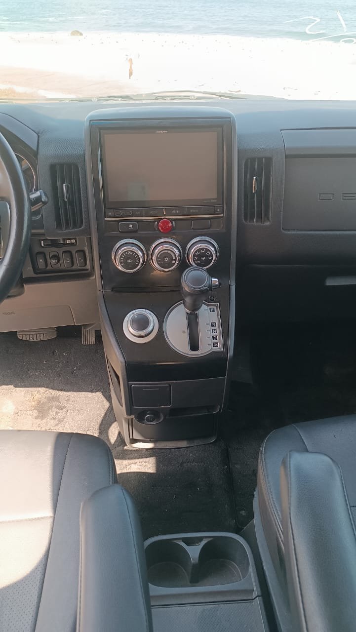 MITSUBISHI DELICA - Imagen 5