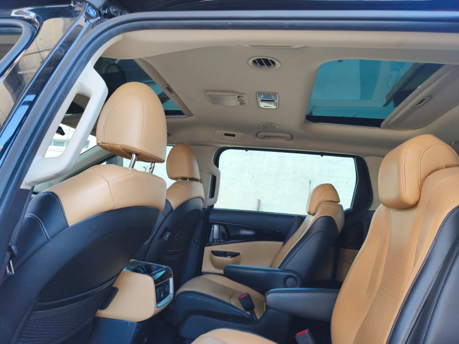 KIA CARNIVAL - Imagen 4