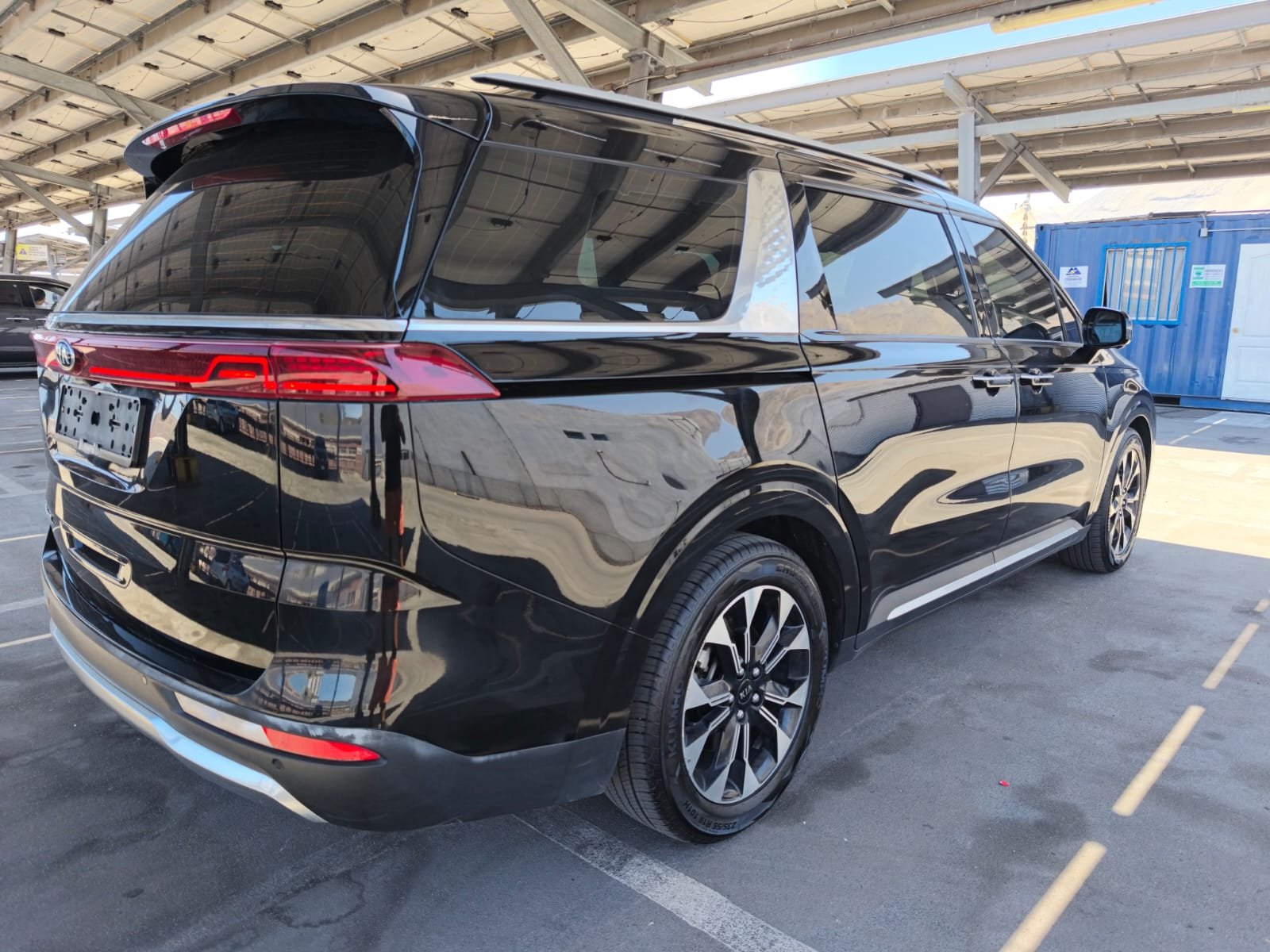 KIA CARNIVAL - Imagen 15