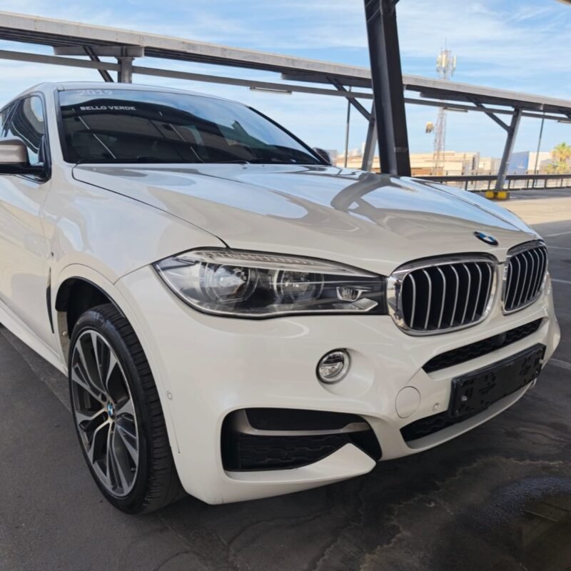 BMW X6 M50D