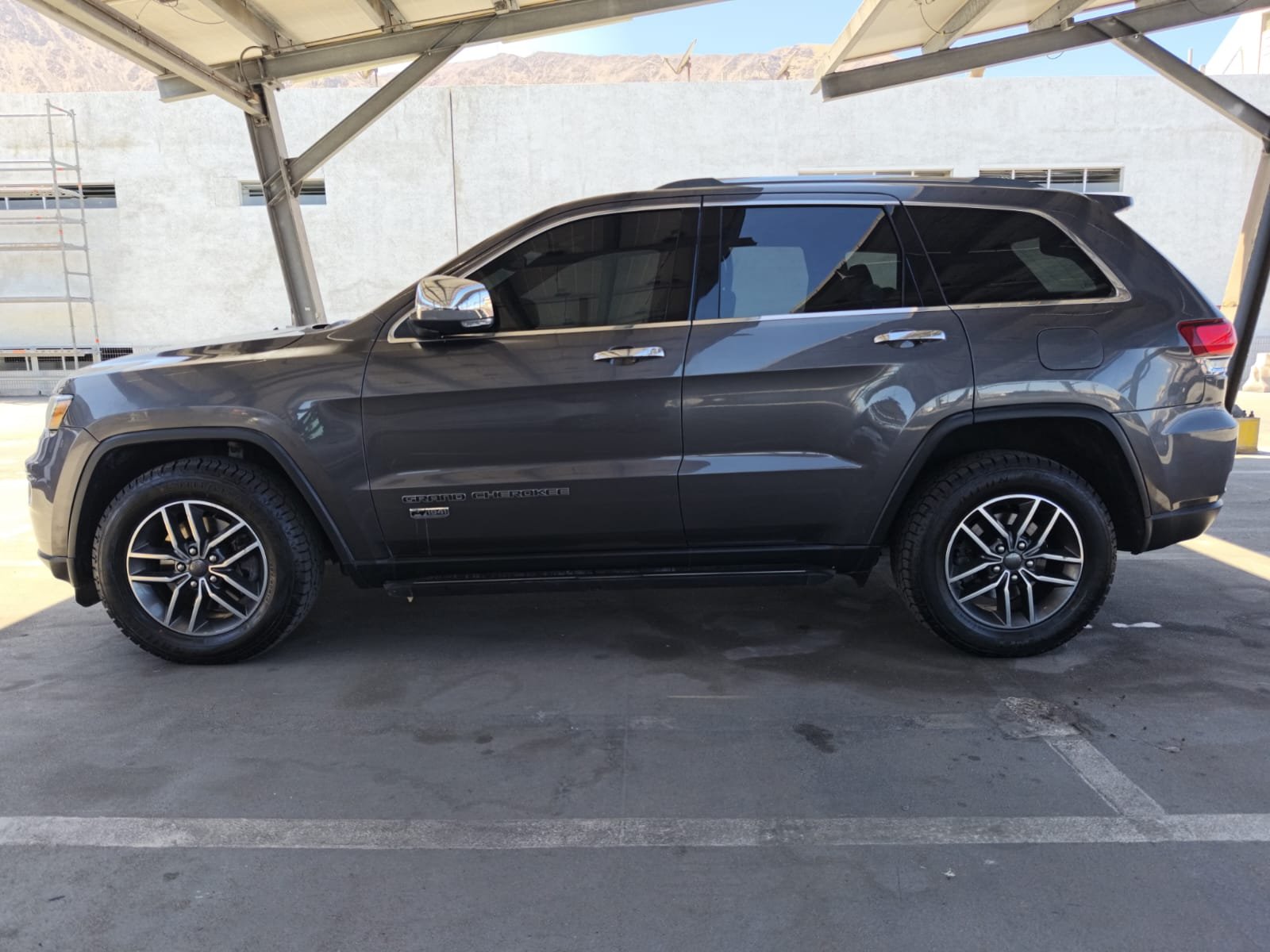 JEEP GRAND CHEROKEE - Imagen 2