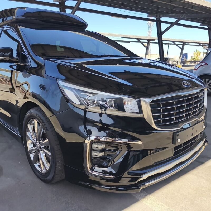 KIA CARNIVAL LIMUSINE