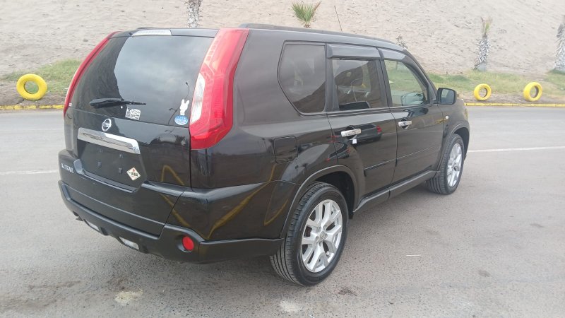 NISSAN XTRAIL - Imagen 4