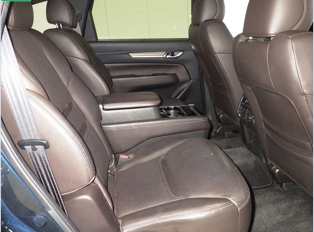 MAZDA CX 8 - Imagen 3