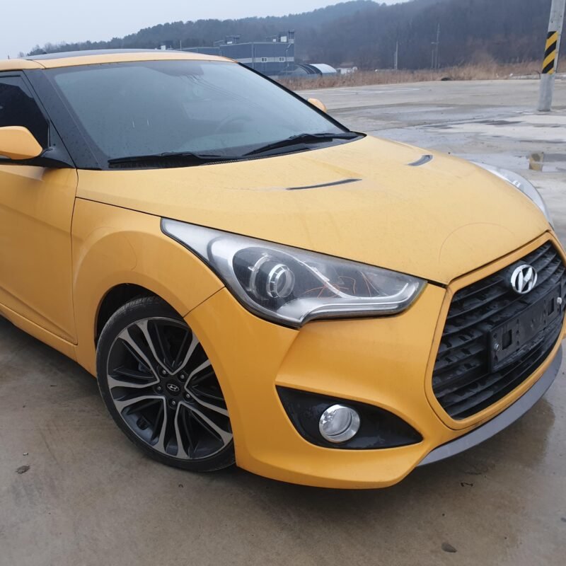 HYUNDAI VELOSTER
