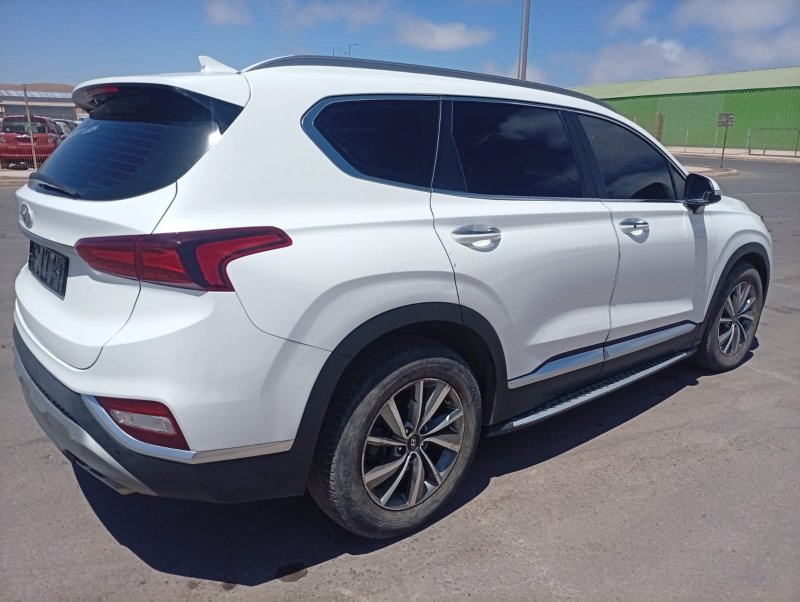HYUNDAI SANTA FE - Imagen 4