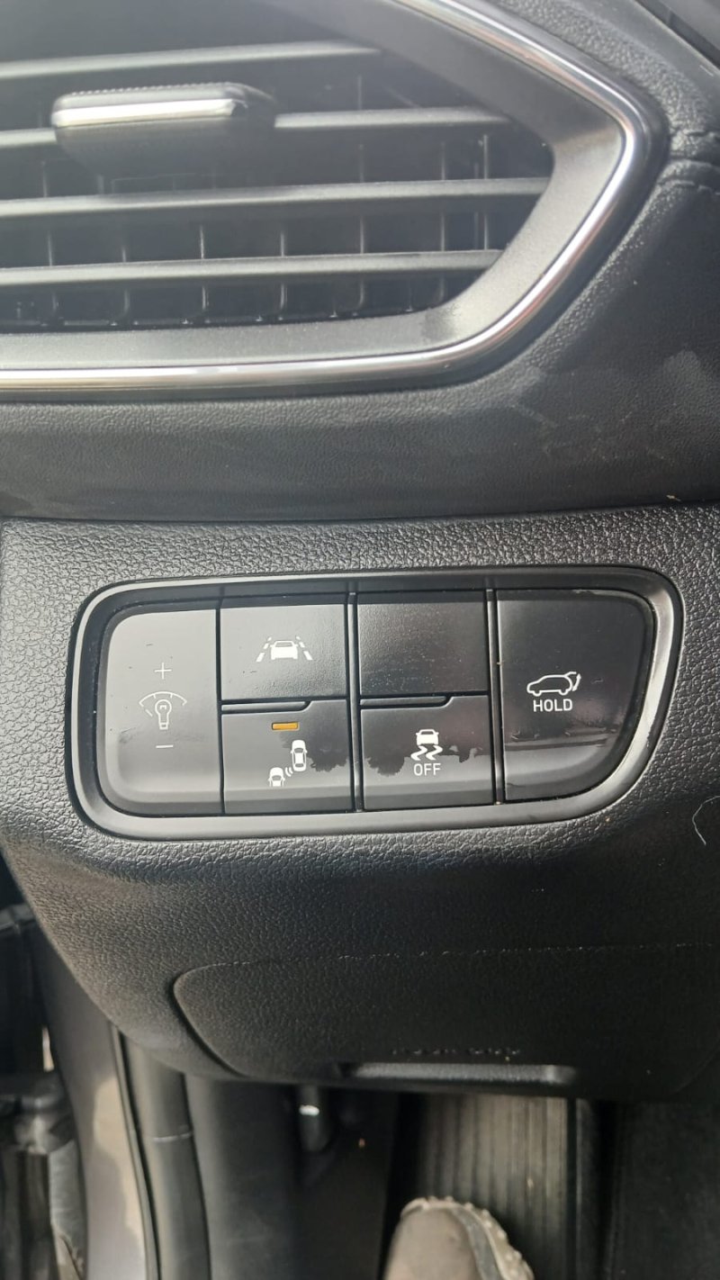 HYUNDAI SANTA FE - Imagen 13