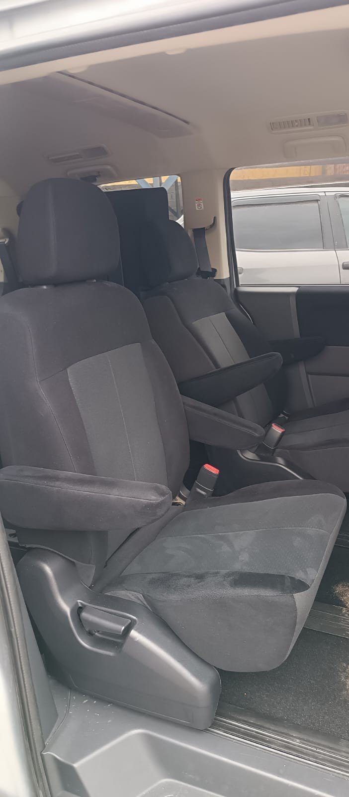 MITSUBISHI DELICA - Imagen 10