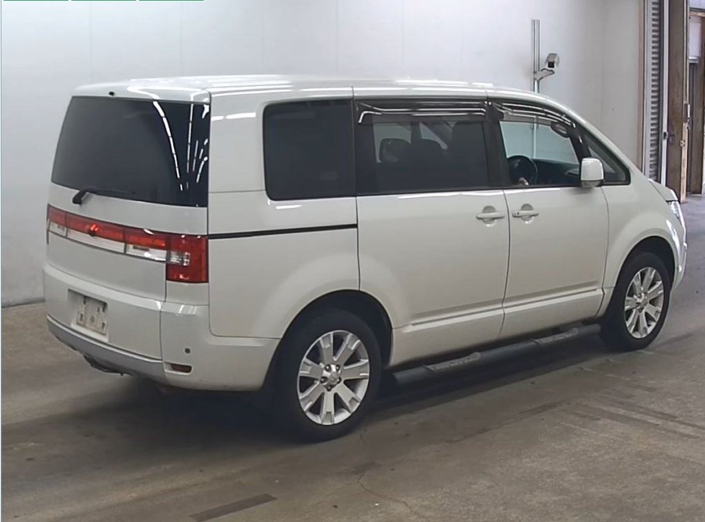 MITSUBISHI DELICA - Imagen 4