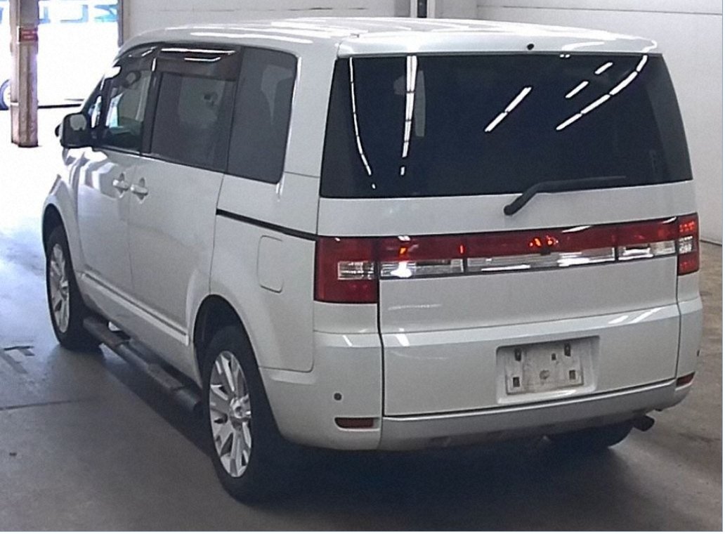 MITSUBISHI DELICA - Imagen 5