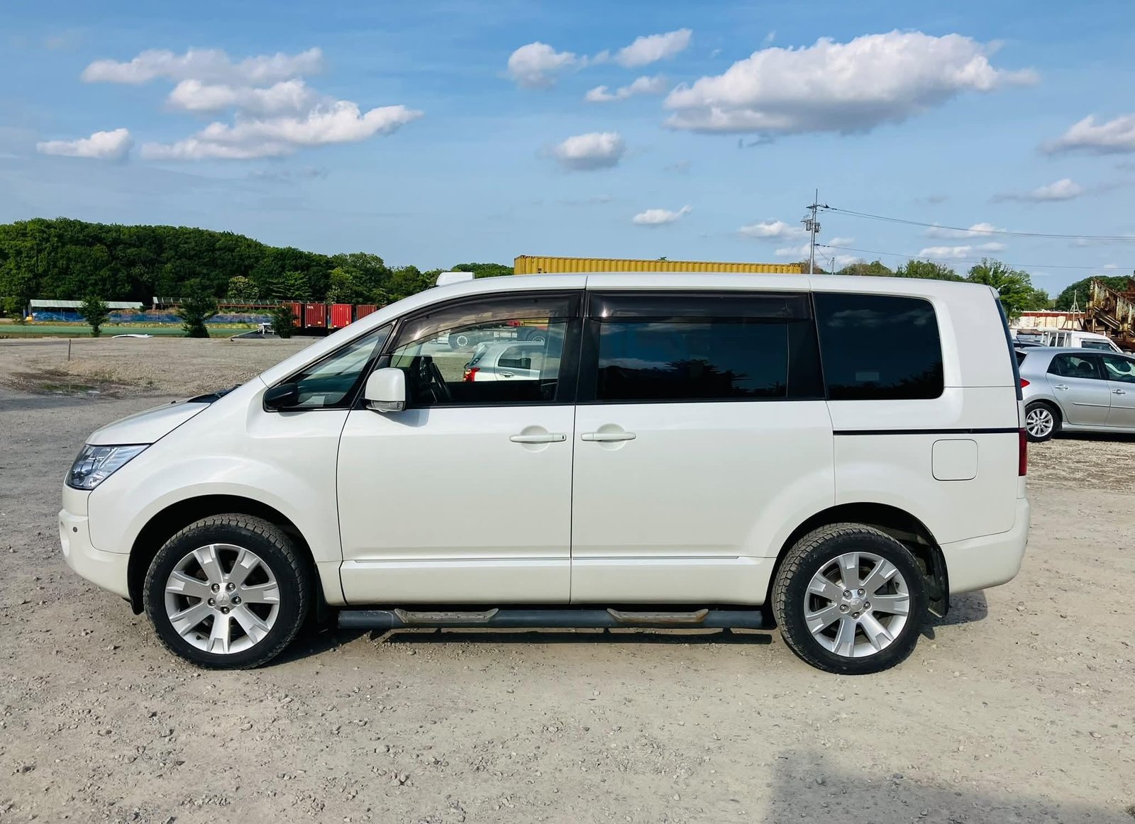 MITSUBISHI DELICA - Imagen 8